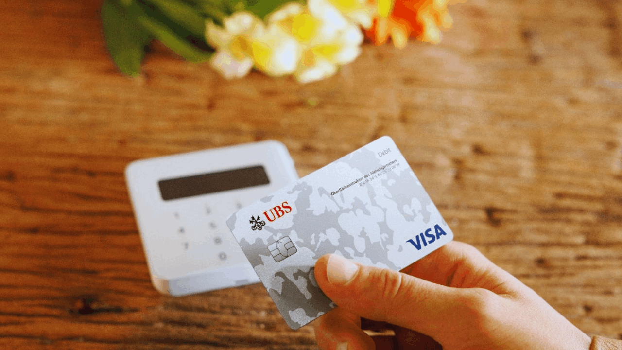 Descubre cómo solicitar la UBS Mastercard Platinum
